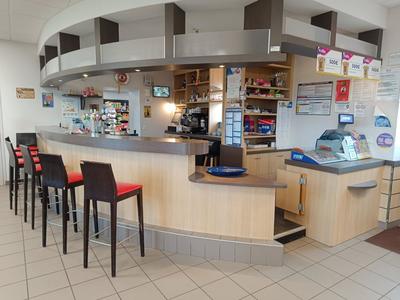 Local commercial - 140 m² - 3 pièces