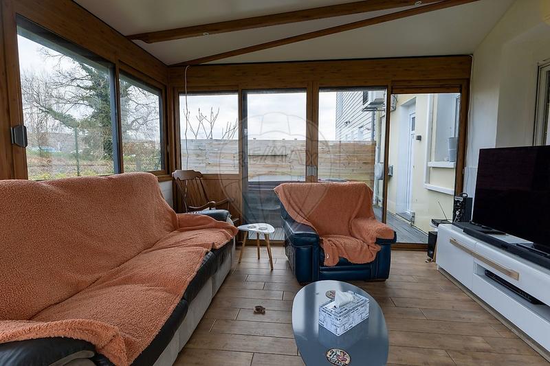 Maison - 102 m² - 5 pièces