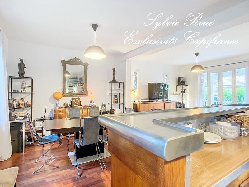 Maison bourgeoise - 190 m² - 7 pièces
