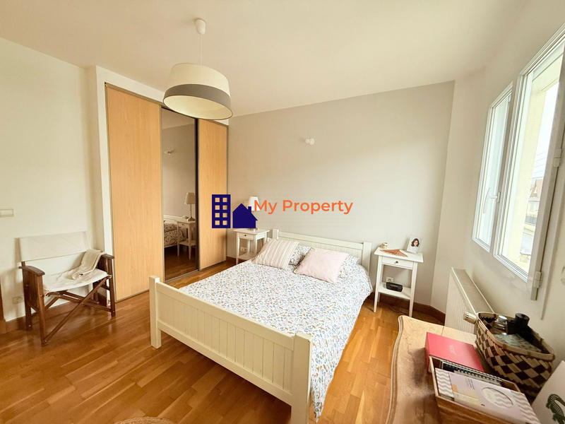 Villa - 140 m² - 6 pièces