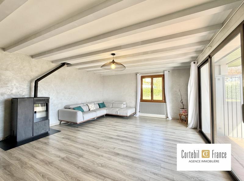 Villa - 213 m² - 5 pièces