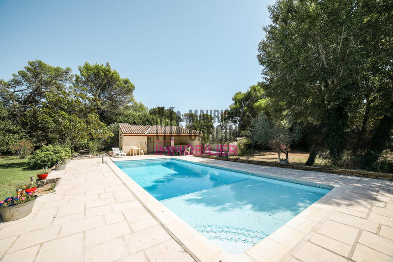 Maison - 170 m² - 13 pièces