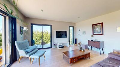 Maison - 122 m² - 4 pièces