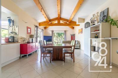 Maison - 109 m² - 4 pièces