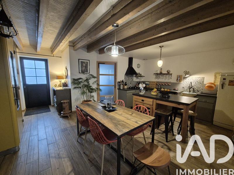 Maison de village - 80 m² - 3 pièces