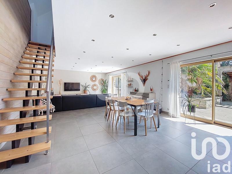 Maison - 170 m² - 6 pièces