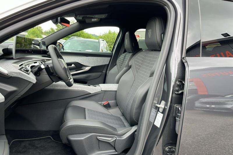 Peugeot 5008 Hybrid 145 E-Dcs6 Gt 360