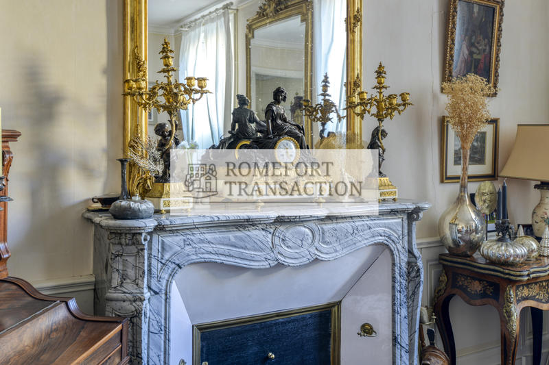 Maison - 214 m² - 10 pièces