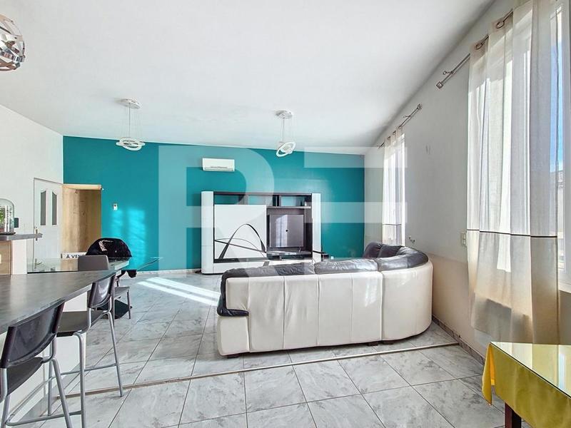 Appartement - 104 m² - 3 pièces