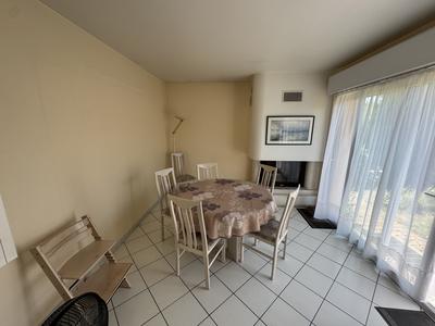 Maison - 195 m² - 8 pièces