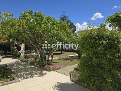 Maison - 160 m² - 5 pièces