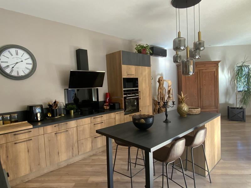 Maison - 168 m² - 6 pièces