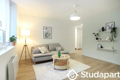 Chambre - 11 m² - 1 pièce