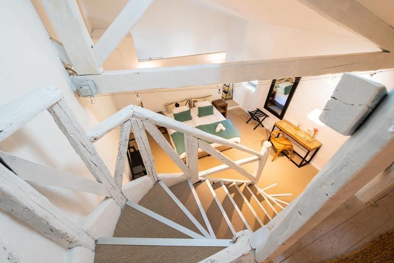 Maison - 440 m² - 12 pièces