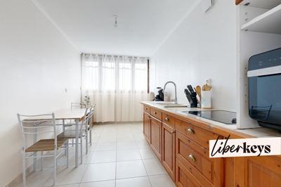 Appartement - 79 m² - 4 pièces