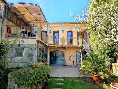 Maison - 137 m² - 7 pièces