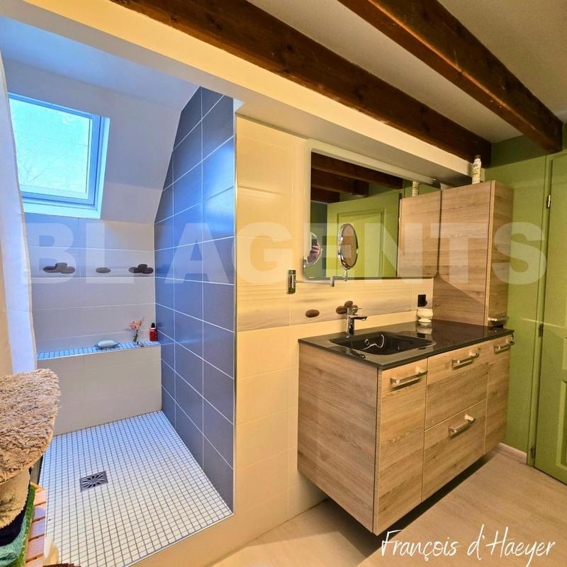 Corps de ferme - 205 m² - 8 pièces