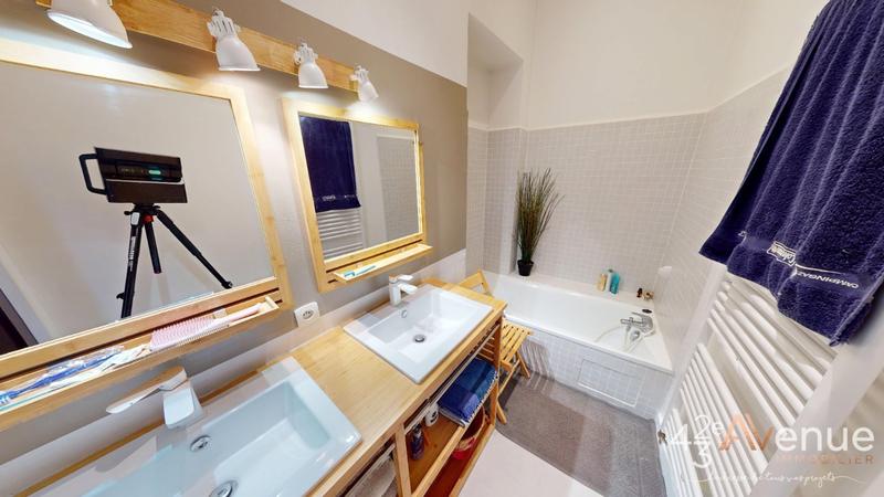 Appartement - 130 m² - 5 pièces