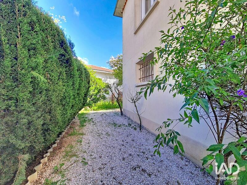 Maison - 104 m² - 5 pièces