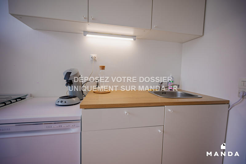 Chambre - 12 m² - 4 pièces