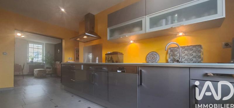 Maison - 151 m² - 6 pièces