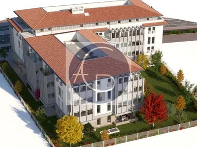 Appartement - 104 m² - 4 pièces