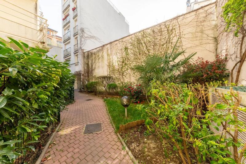 Studio - 33 m² - 1 pièce