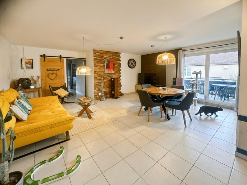 Appartement - 84 m² - 4 pièces