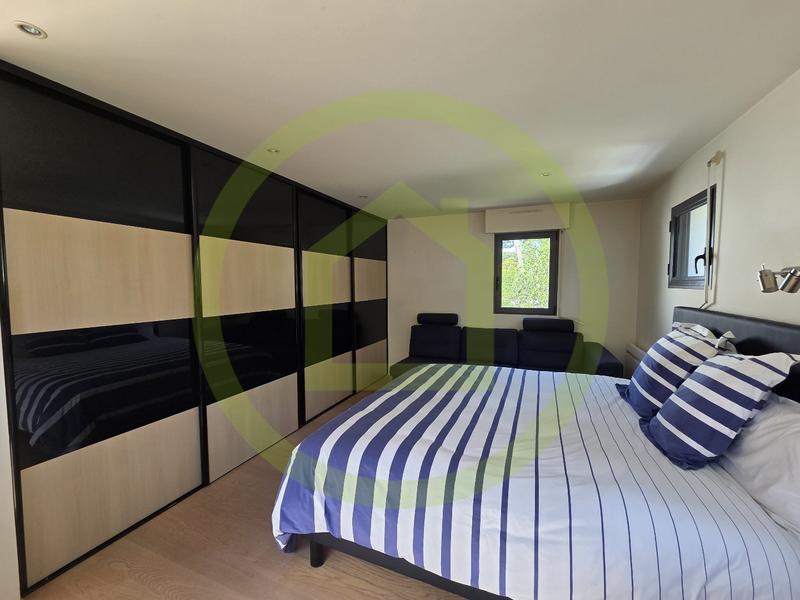 Maison - 168 m² - 6 pièces