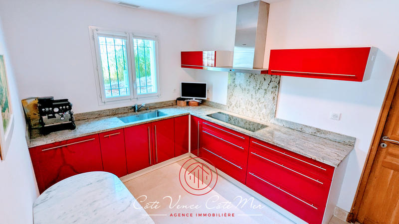 Maison - 199 m² - 6 pièces