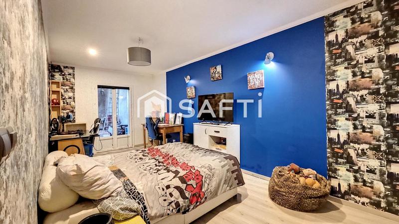 Villa - 335 m² - 9 pièces