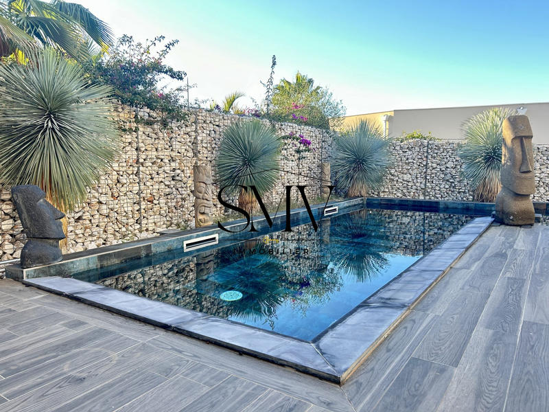 Villa - 207 m² - 5 pièces