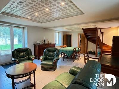 Maison - 120 m² - 4 pièces