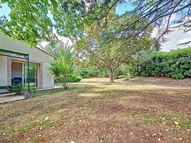 Villa - 176 m² - 6 pièces