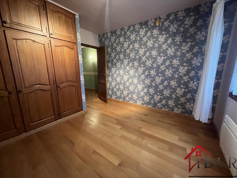 Maison - 230 m² - 7 pièces