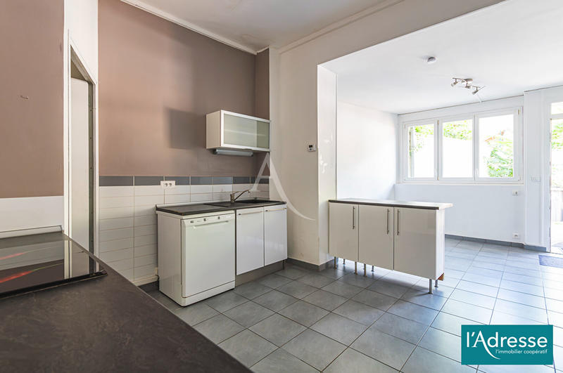 Maison - 87 m² - 5 pièces