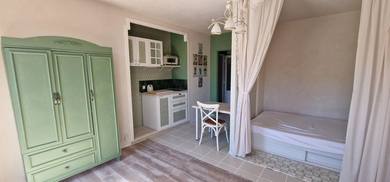 Maison - 161 m² - 9 pièces