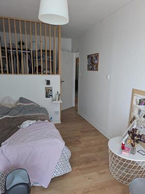 Appartement - 84 m² - 4 pièces