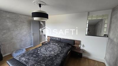 Maison - 92 m² - 4 pièces