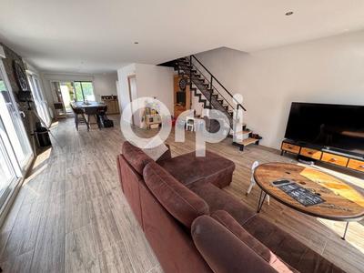 Maison - 147 m² - 5 pièces