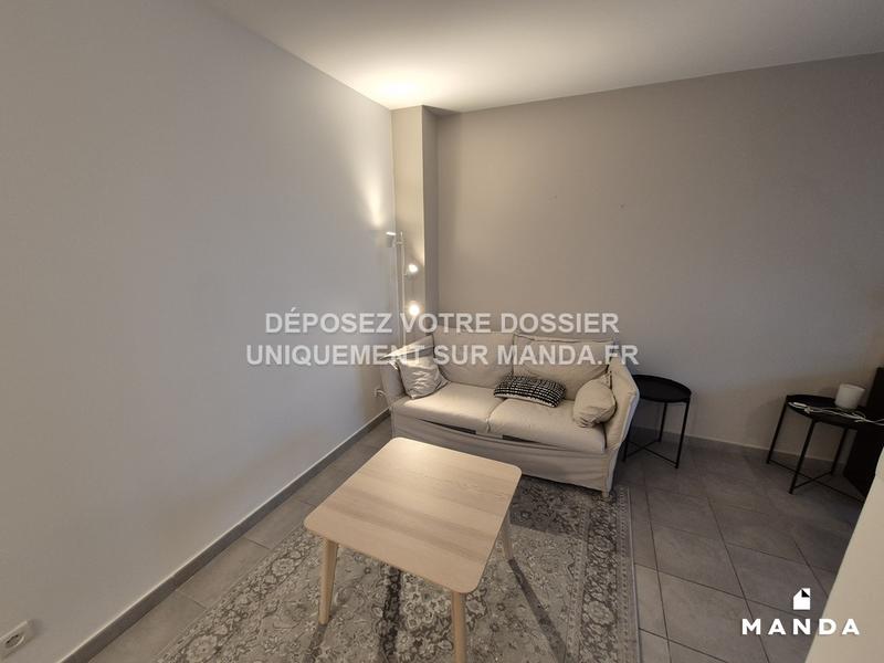 Chambre - 10 m² - 4 pièces