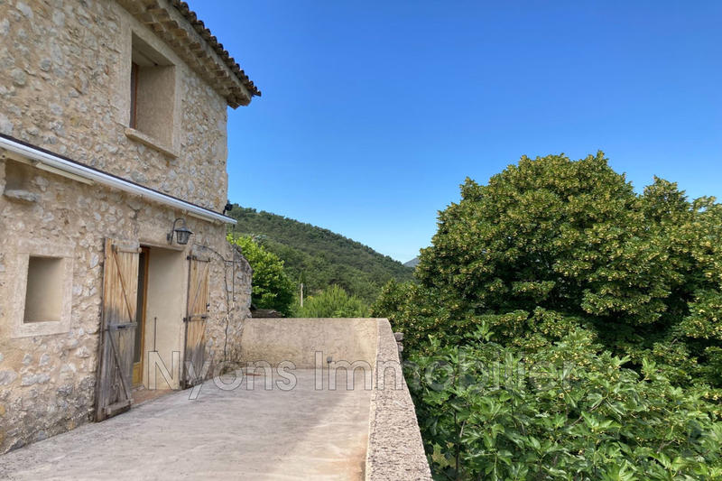 Mas - 260 m² - 4 pièces