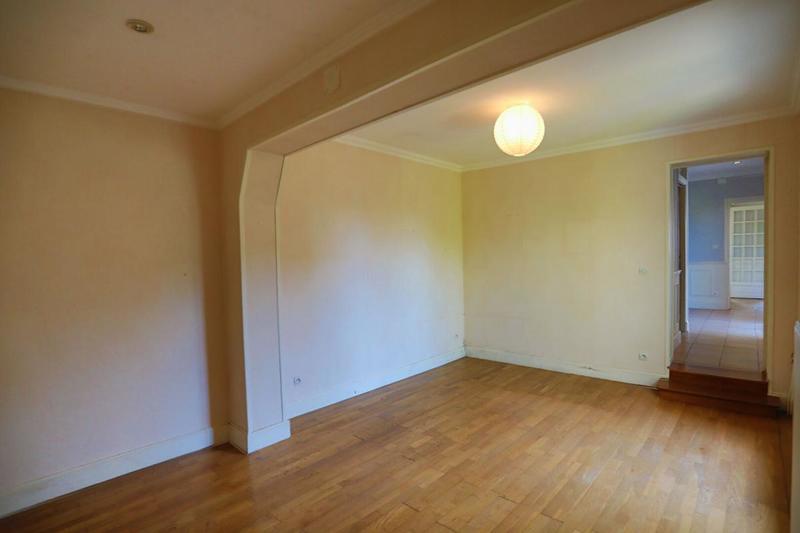 Maison - 115 m² - 8 pièces