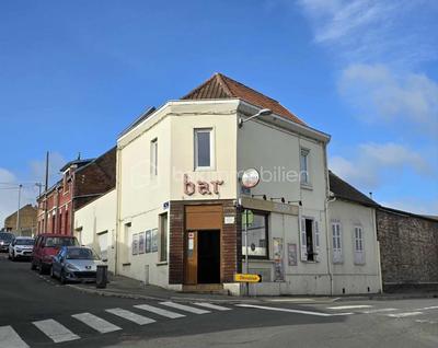 Immeuble - 155 m² - 5 pièces