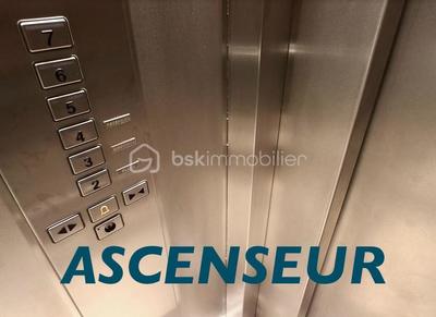 Appartement - 130 m² - 5 pièces