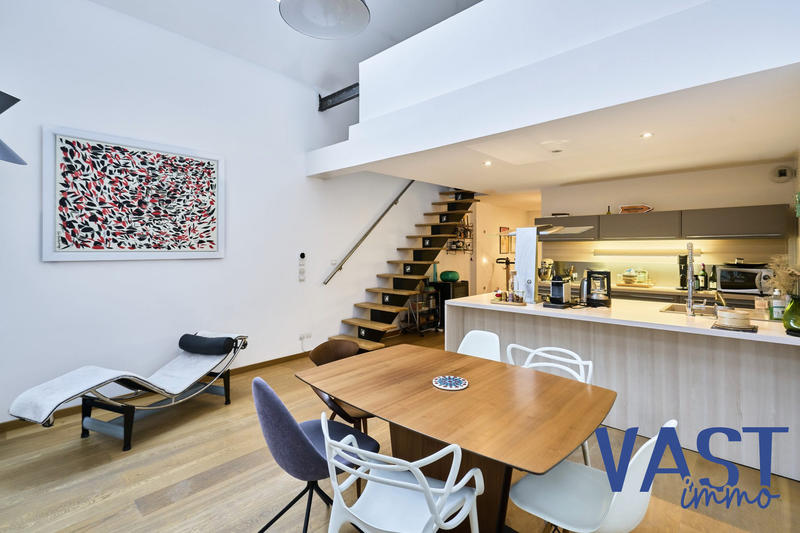 Loft - 127 m² - 4 pièces