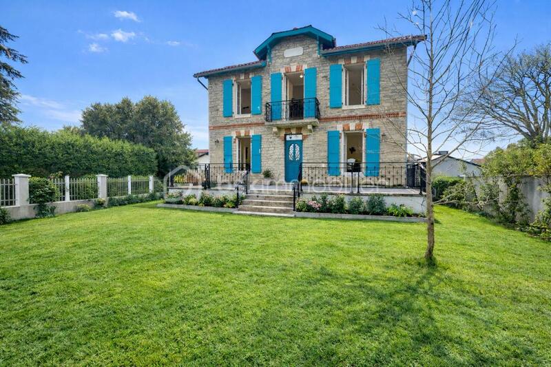 Maison de maîtres - 158 m² - 8 pièces