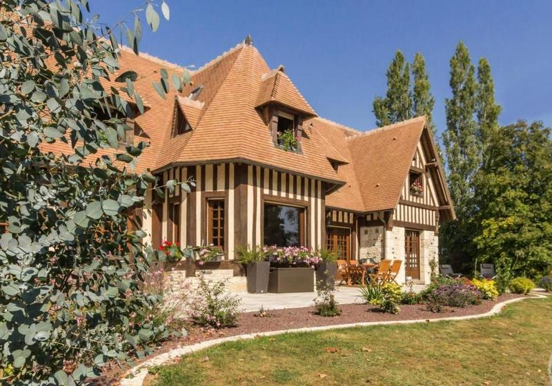 Maison - 268 m² - 8 pièces