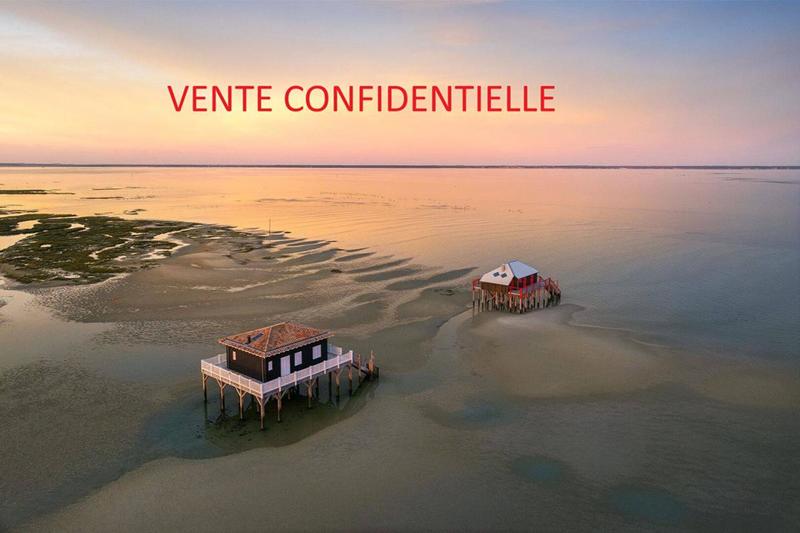 Maison - 225 m² - 8 pièces