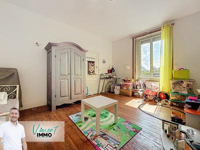 Maison - 117 m² - 7 pièces